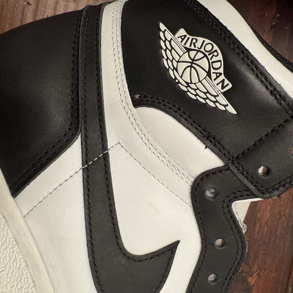 Air Jordan 1 Retro High \'85 Black White Shoes